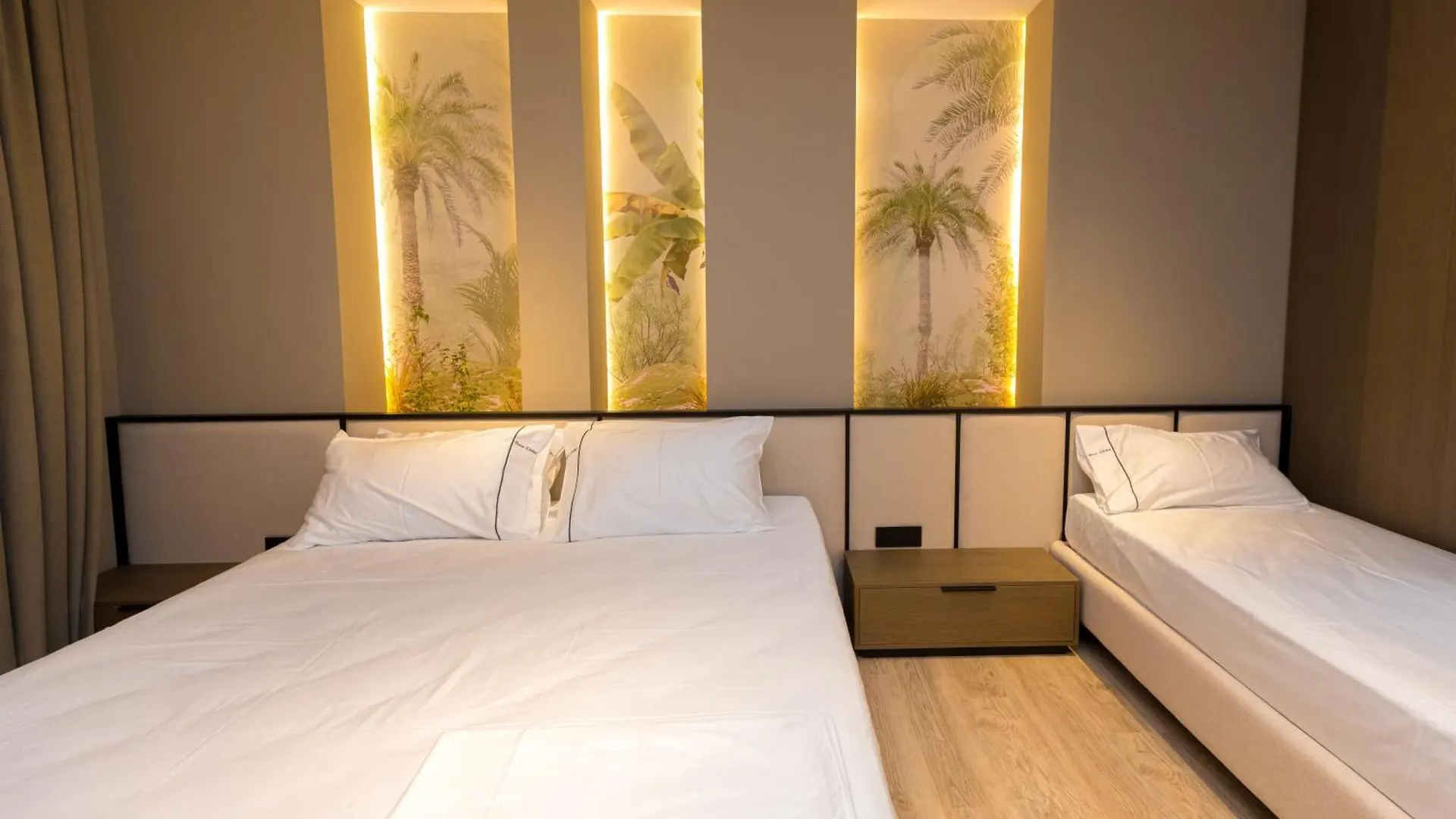 Diora'S Hotel And Apartments Vlore