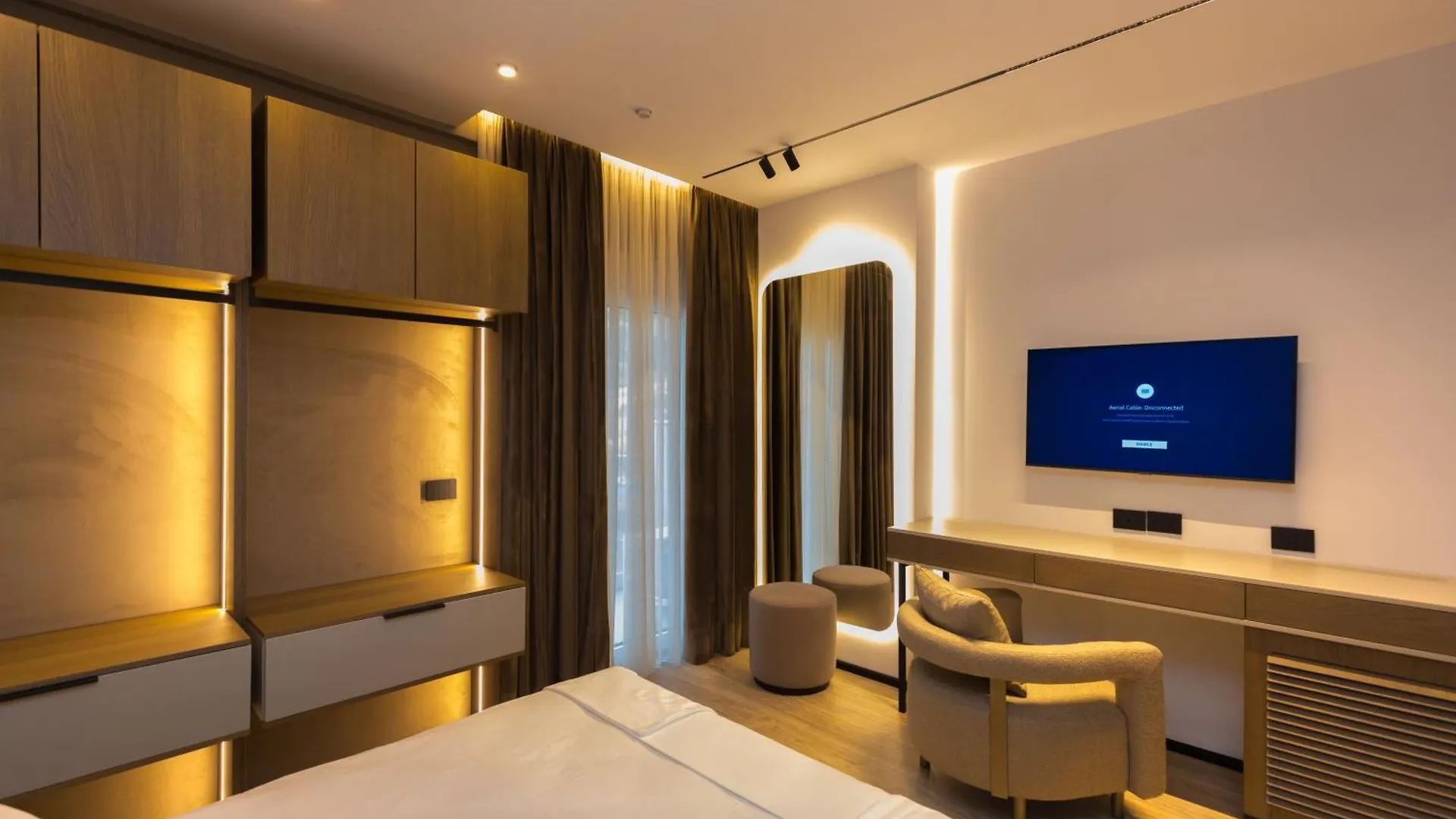 Diora'S Hotel And Apartments Vlore