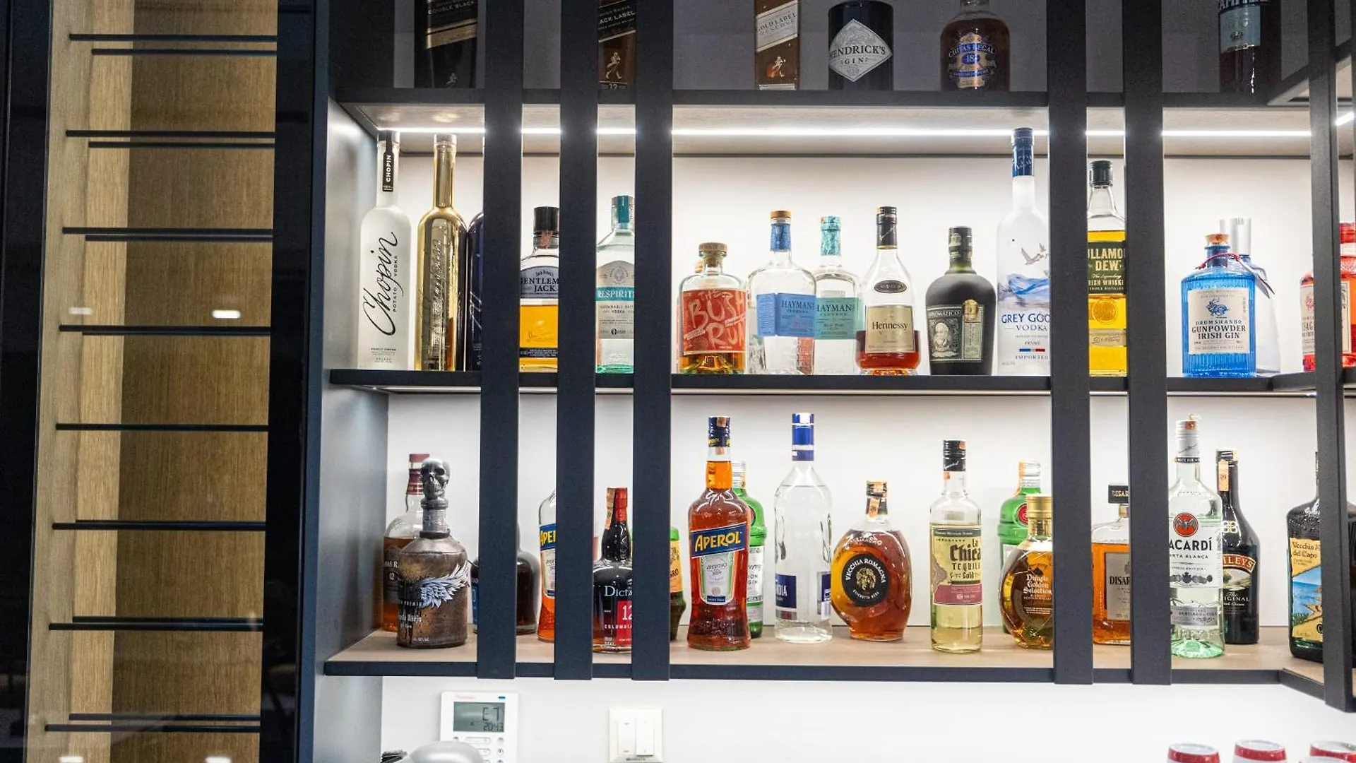 Diora'S Hotel And Apartments Vlorë 阿尔巴尼亚